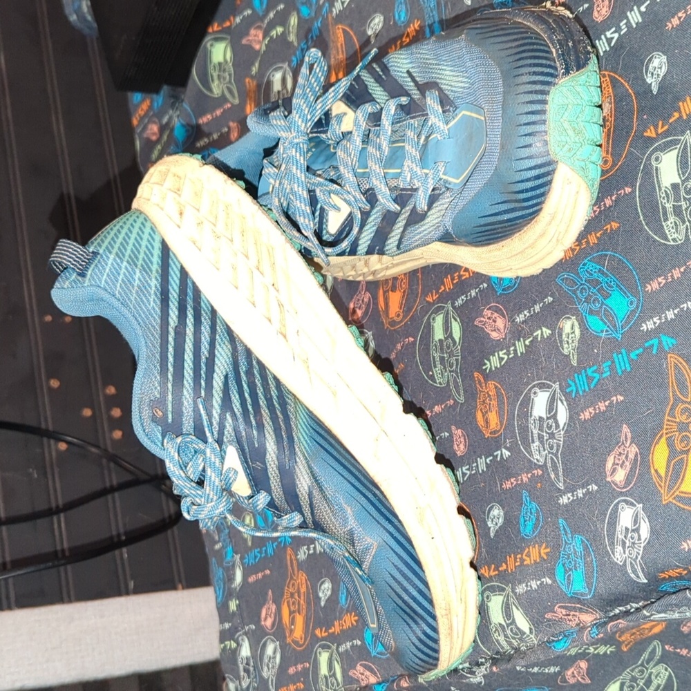 Hoka OneOne Speedgoat 4